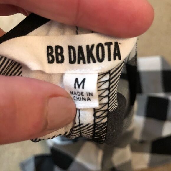 Black and White Lakota BB Dakota Tank - Picture 5 of 6